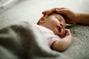 rutinas de sueño para bebe de 3 meses